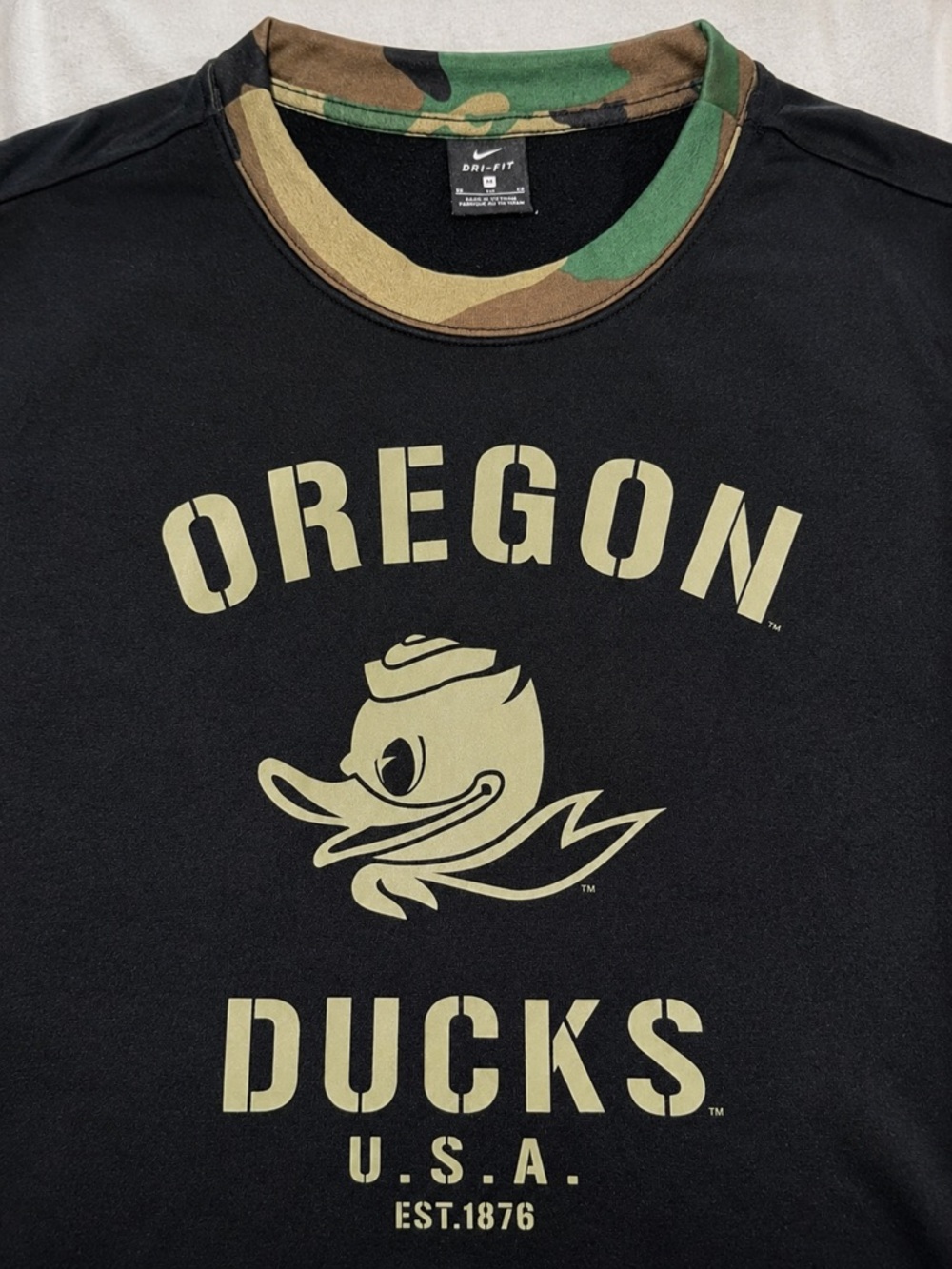Nike Oregon Ducks Salute to Service ON-FIELD Sweatshirt Men’s XL - Picture 3 of 13